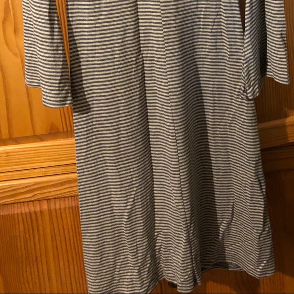 3 for $40 🤩 Elan stripped Dress - Picture 2 of 3
